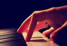 开云体育app-日本羽毛球队爆冷英格兰,陶菲克惊艳全场:羽毛球世界的变革与传奇