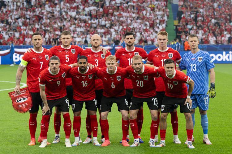 开云体育官方网站-包含奥地利队击败对手意外杀入欧国联四强的词条