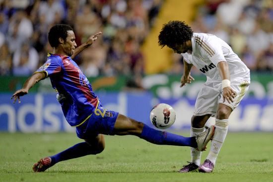 包含莱万特遭遇大败，降级危机愈加严重的词条