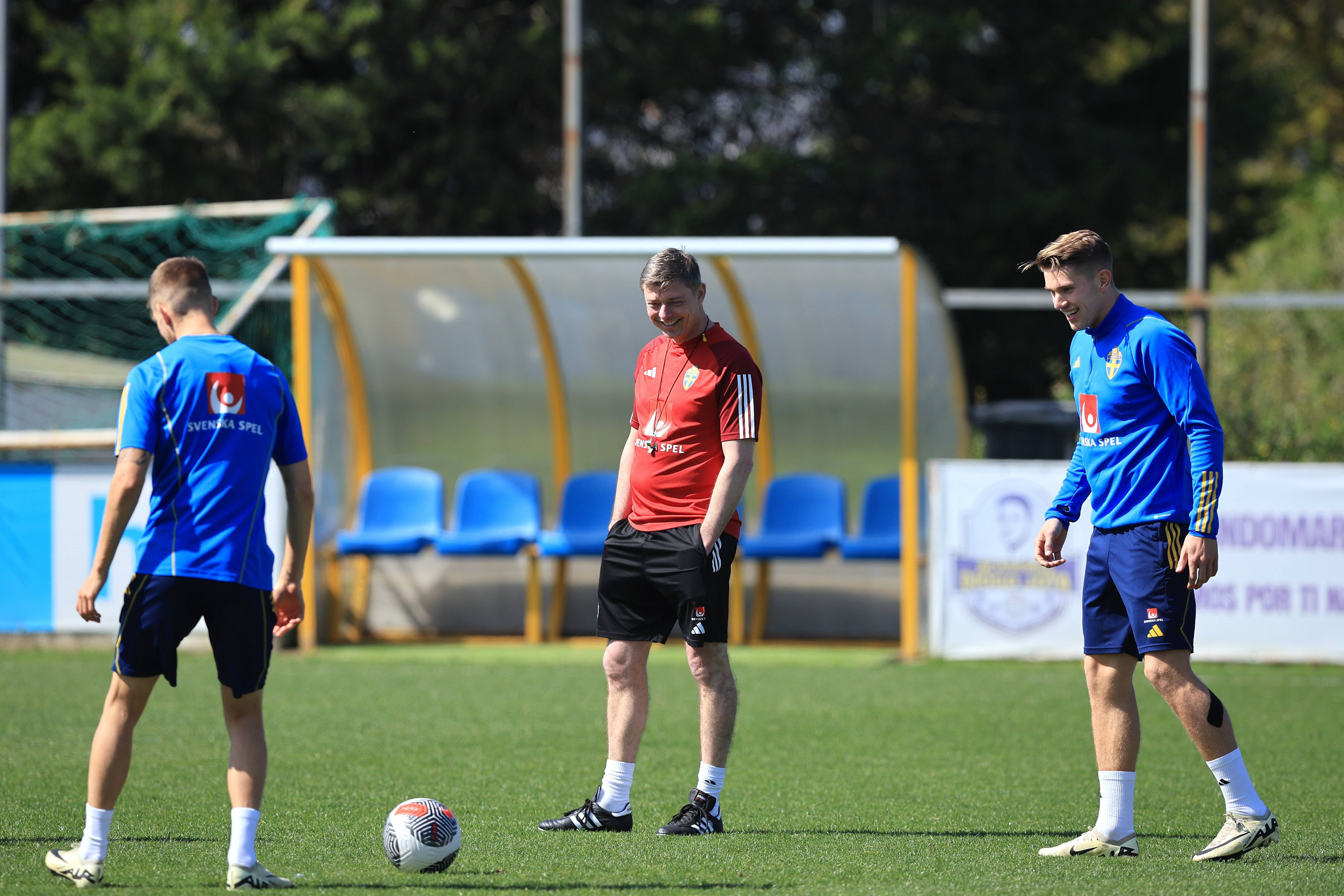 开云体育登录-瑞典客场大胜,成功晋级淘汰赛!