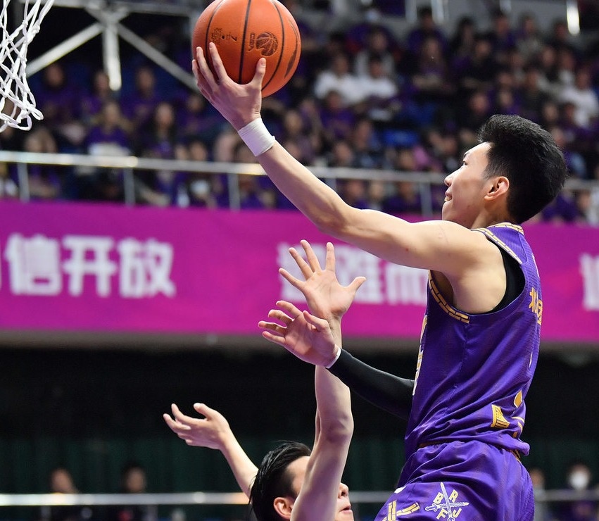 开云平台-球队士气高昂,迎接比赛挑战,信心满满