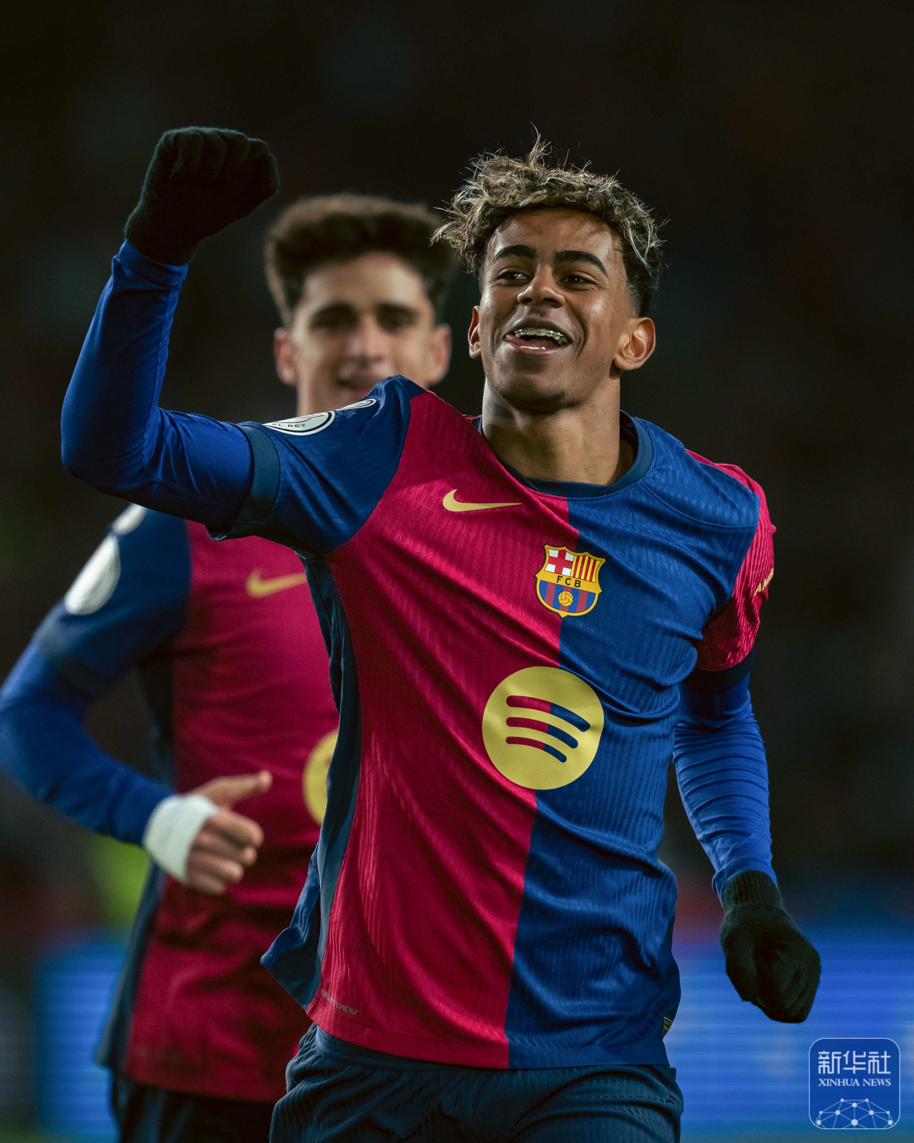 巴塞罗那失利离场,皇马惊险晋级强 巴塞罗那失利离场,皇马惊险晋级强