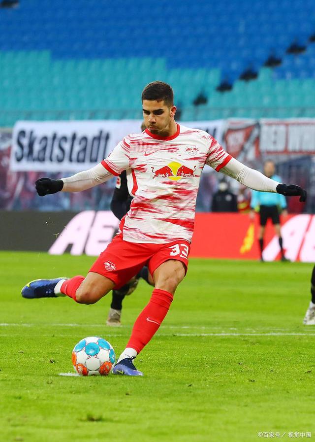 RB莱比锡表现火热,豪取客场三分 RB莱比锡表现火热,豪取客场三分