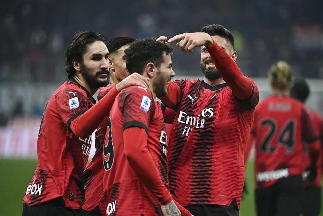 包含换帅风波再起，球队战绩起伏不定备受关注的词条