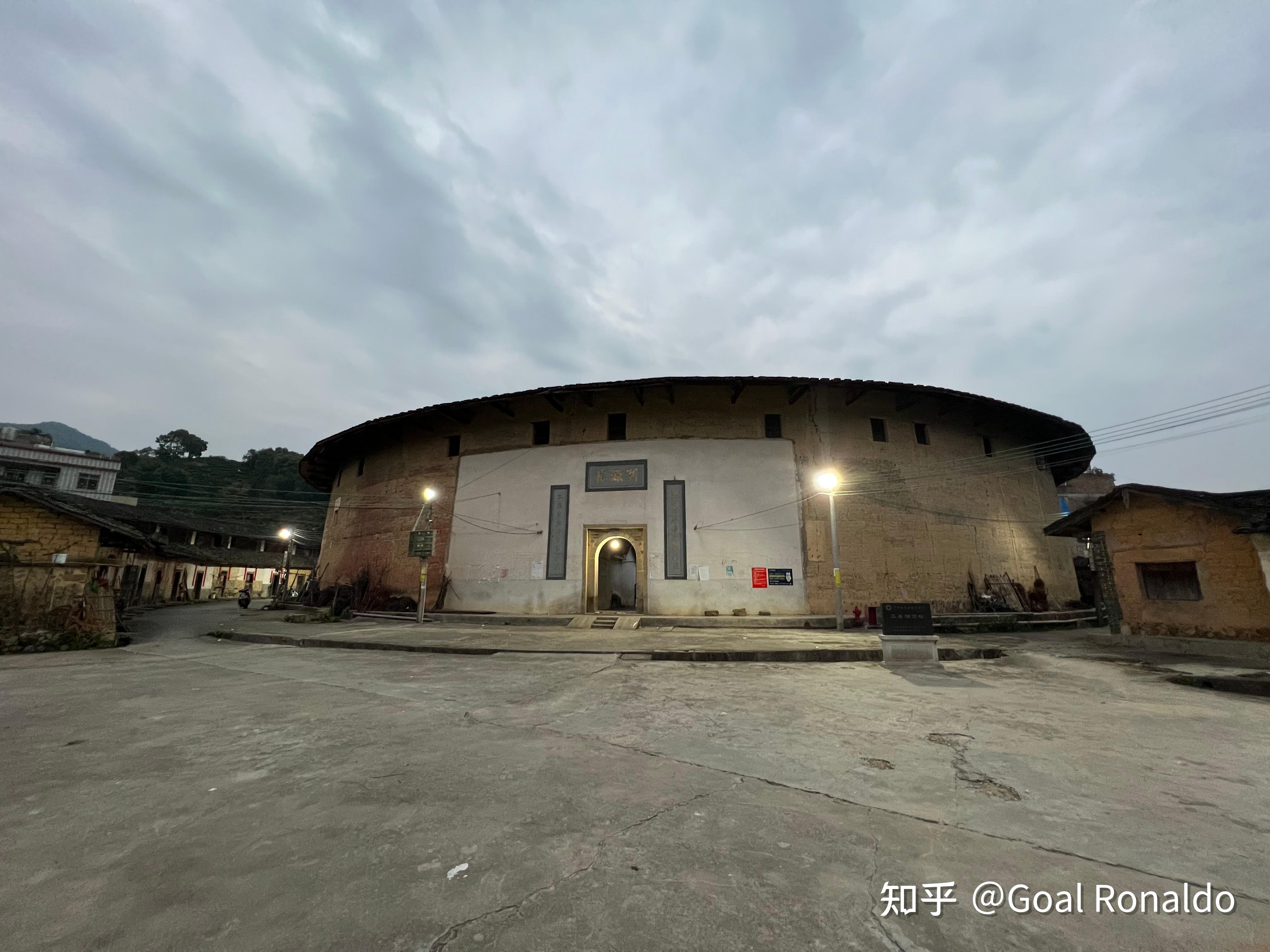 开云体育app-热火逆袭的背后猛龙卫冕之家的颓势不可遏制的简单介绍