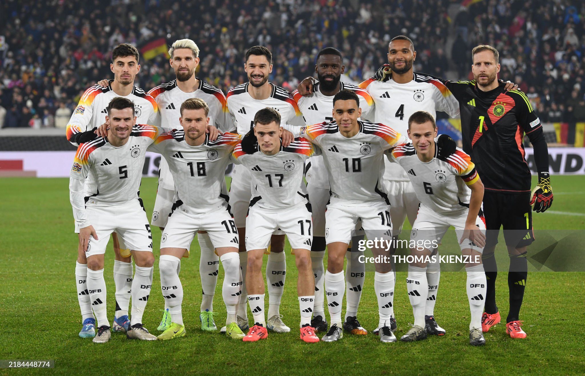 精妙配合!欧洲国家杯赛众球队博弈的简单介绍 精妙配合!欧洲国家杯赛众球队博弈的简单介绍