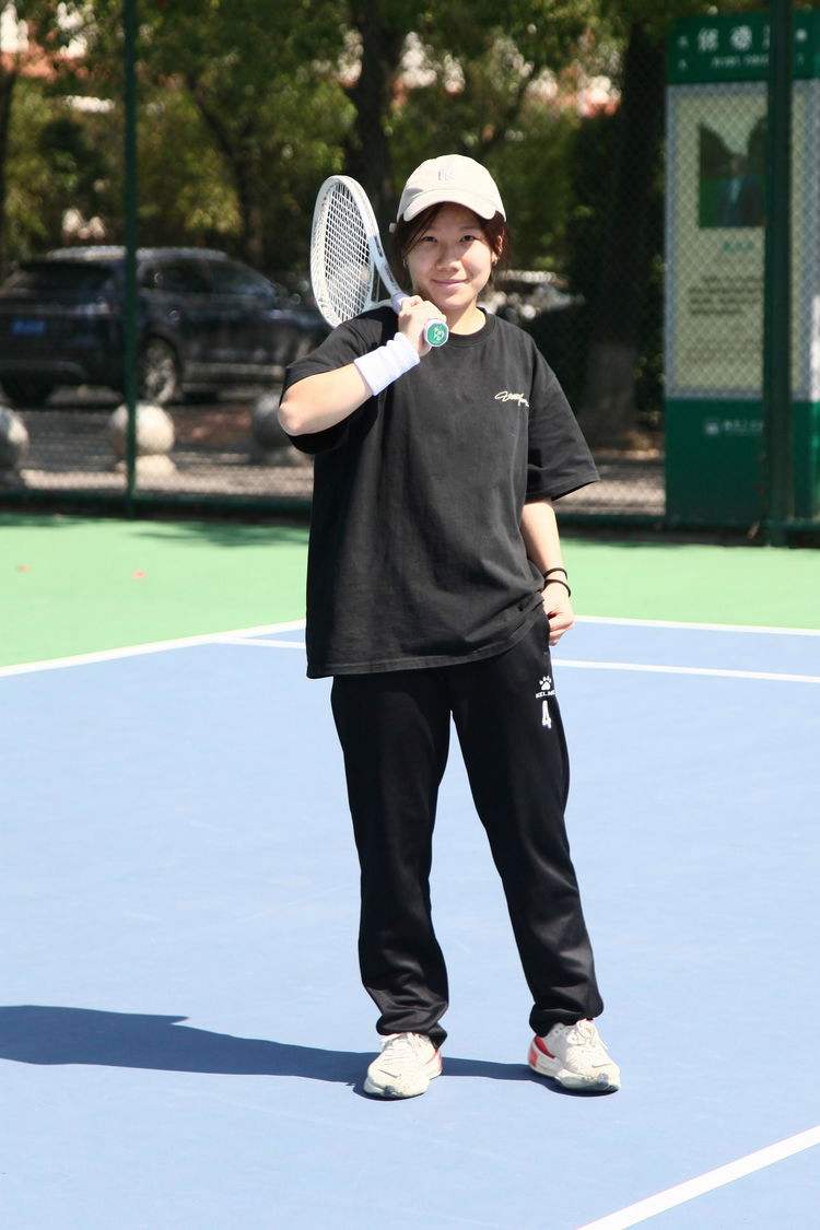 开云体育APP下载-包含足球女将备战关键比赛，展现实力的词条