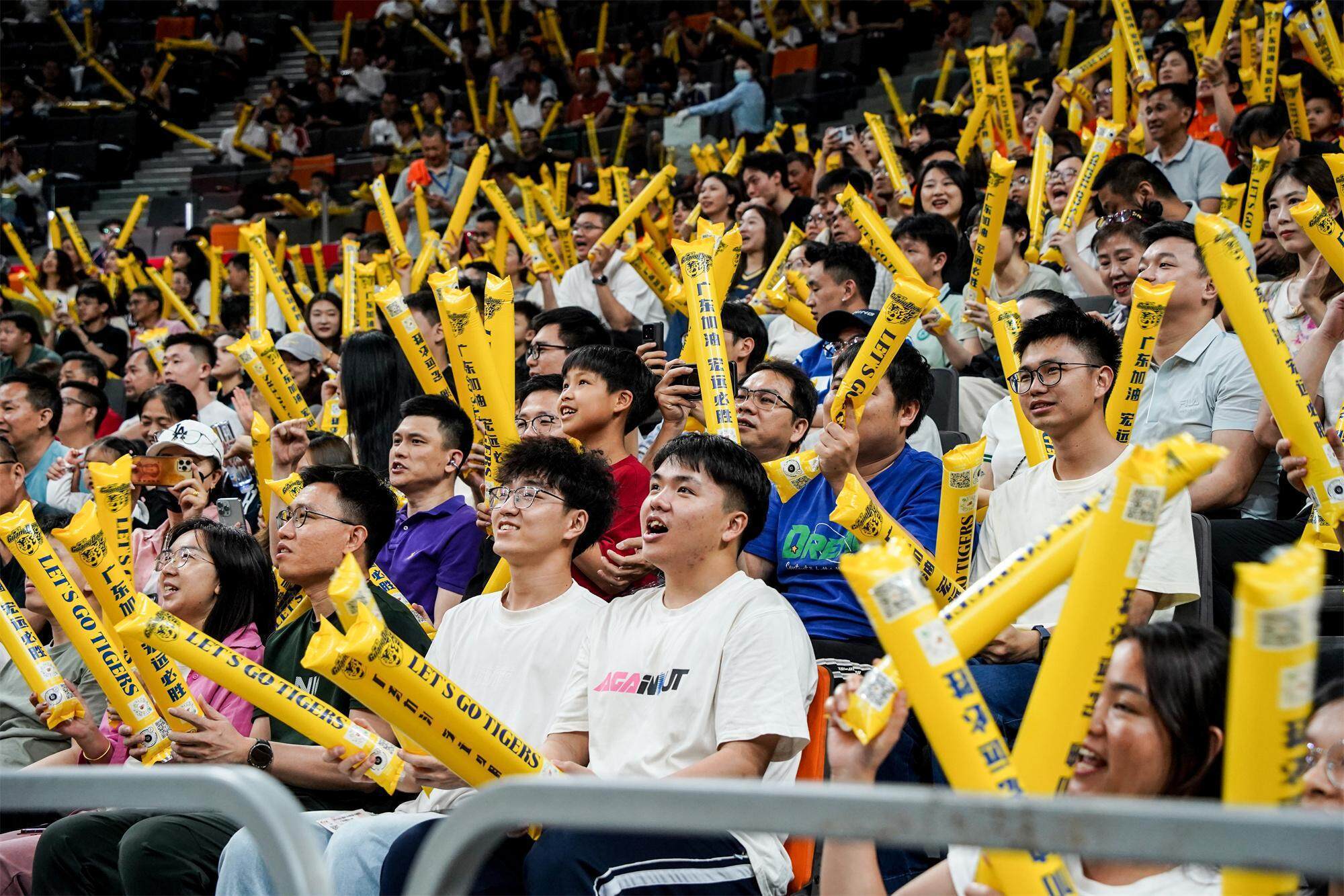 开云体育中国-关于广东队主场进攻猛，成功逆转击败对手的信息