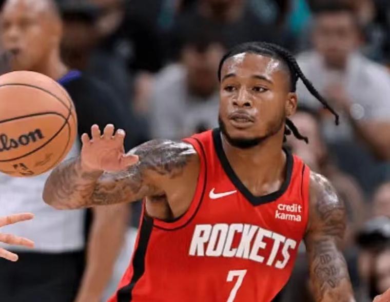 开云体育中国-包含雄鸟队与狼队激战拉锯，比赛结果充满悬念的词条