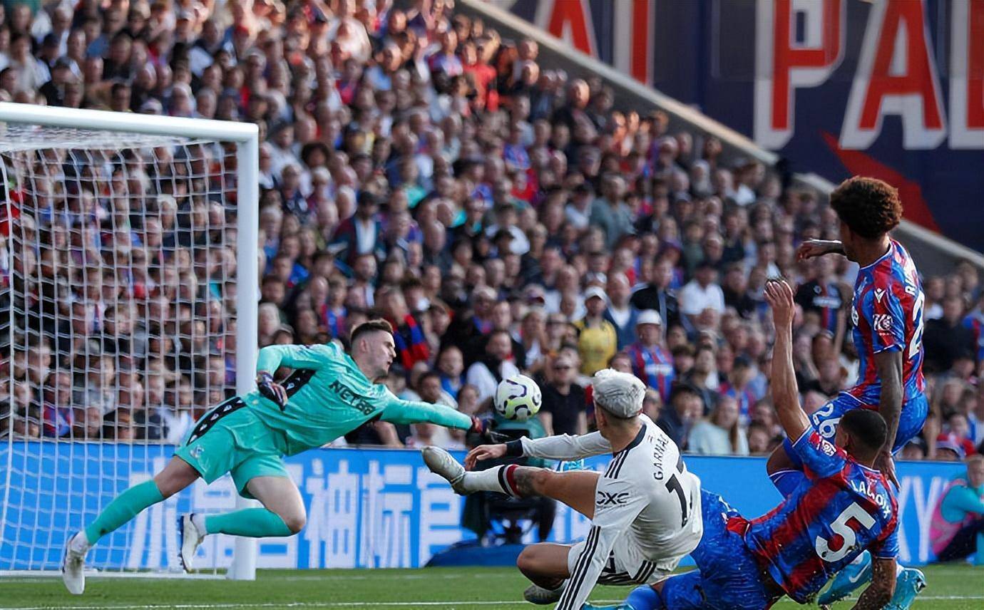 开云APP-明星球员再现绝杀瞬间，掀起球迷狂欢的简单介绍