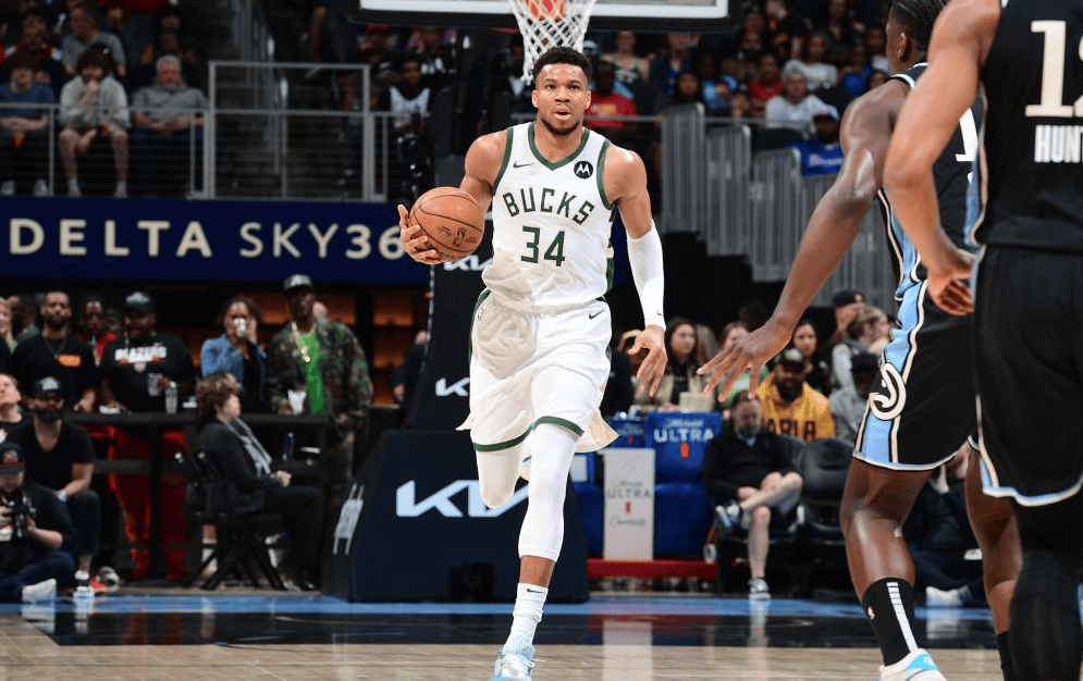 包含雄鹿队内线优势明显,成功击败对手的词条 包含雄鹿队内线优势明显,成功击败对手的词条