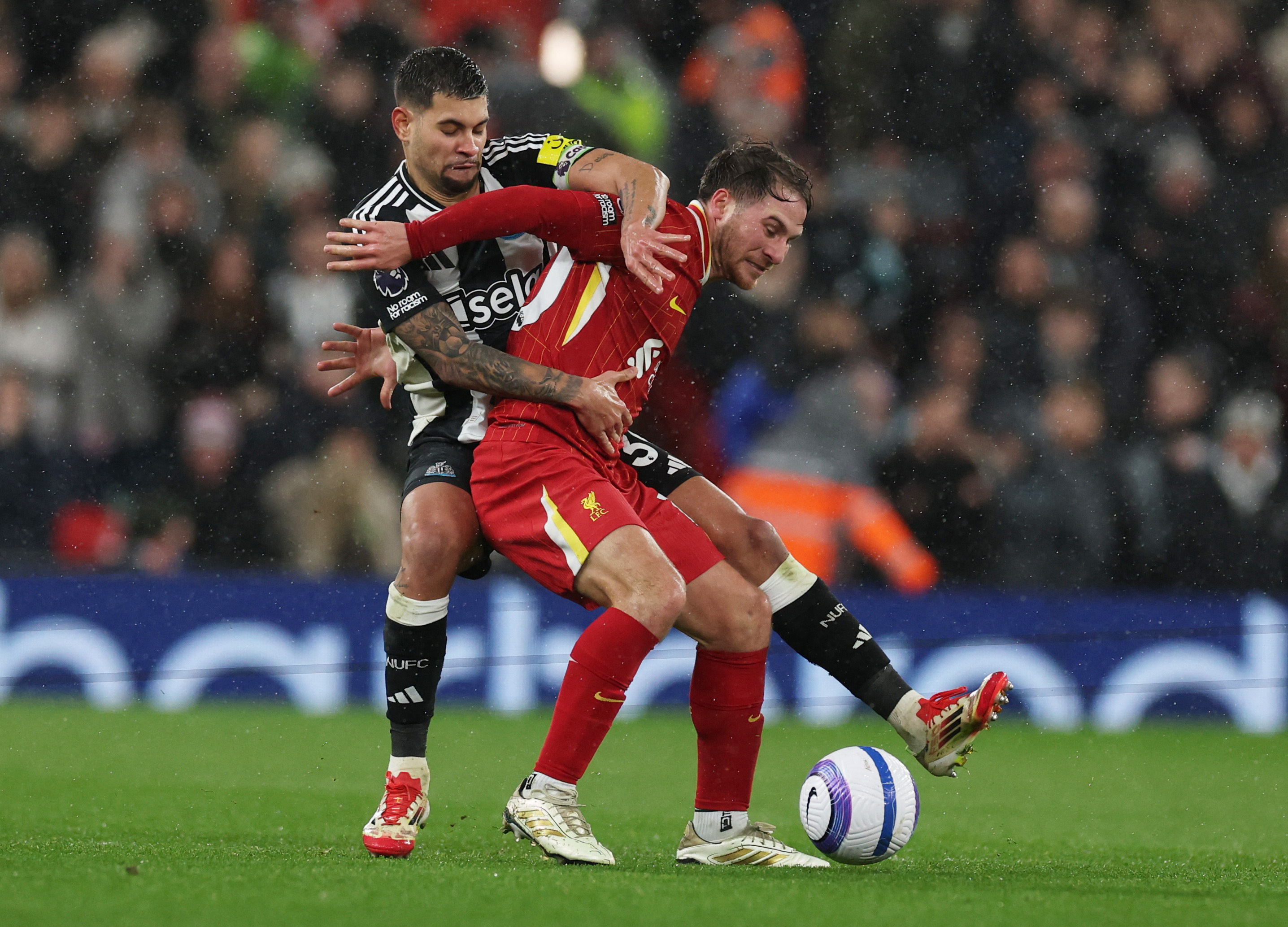 关于纽卡斯尔联客场不敌伯恩利,遭遇失利的信息 关于纽卡斯尔联客场不敌伯恩利,遭遇失利的信息