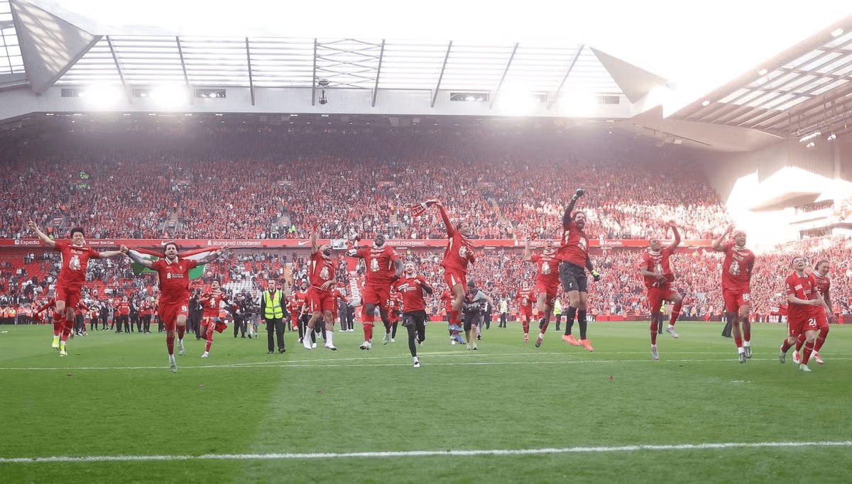 欧洲联赛精彩对决震撼登场，球迷狂欢的简单介绍