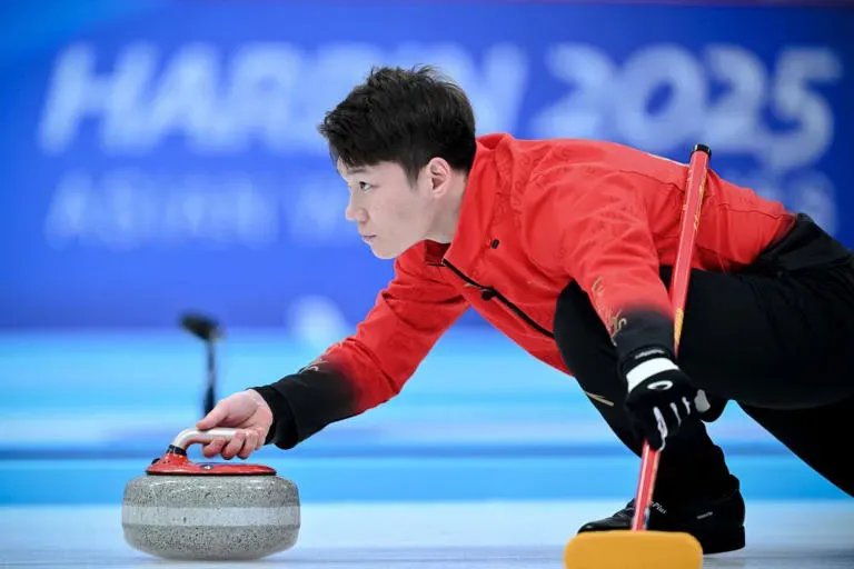 开云体育下载-关于热血对决再度上演欧预赛双方实力对决的信息