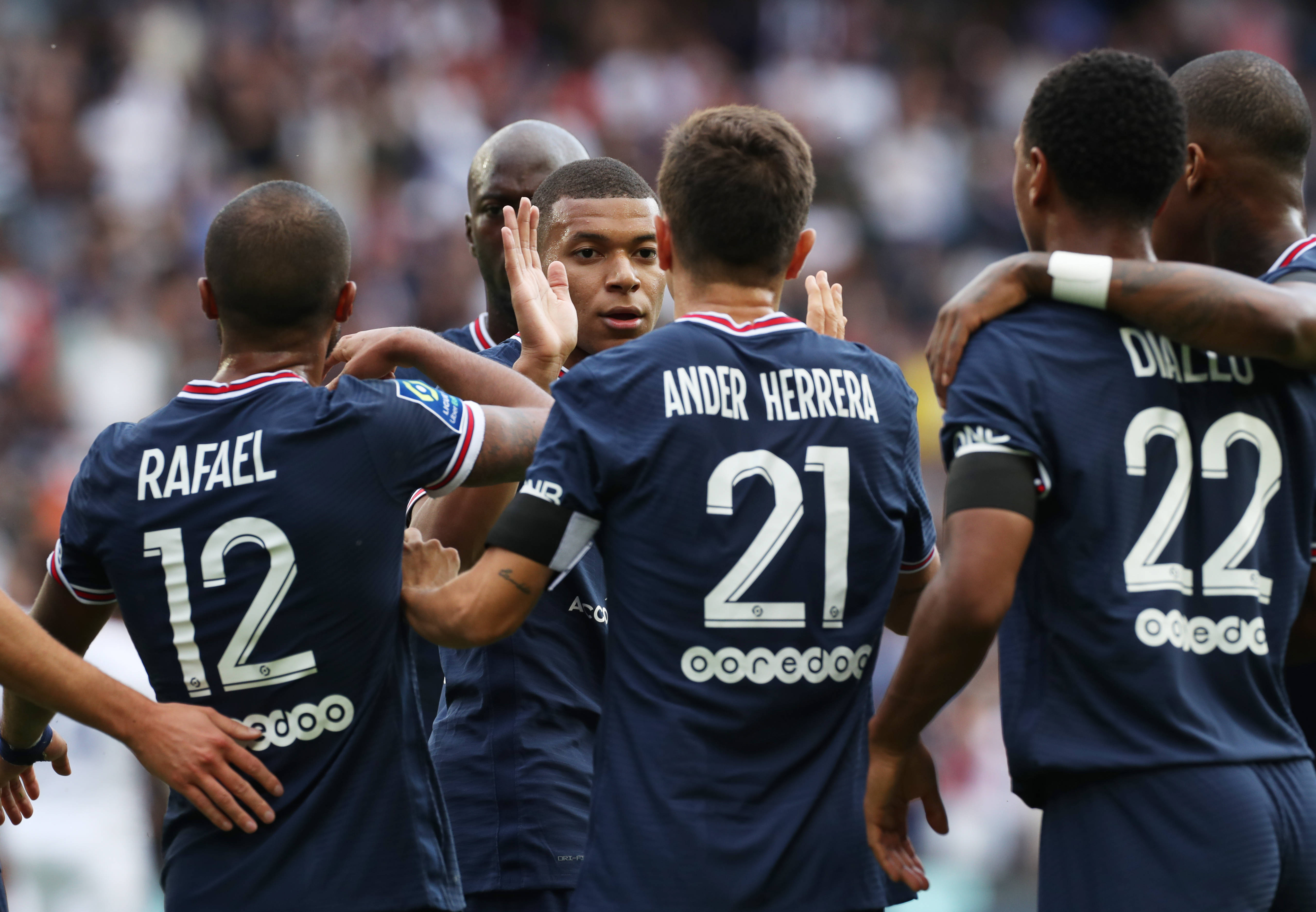 开云体育下载-巴黎圣日耳曼轻取对手，法甲积分继续领跑的简单介绍