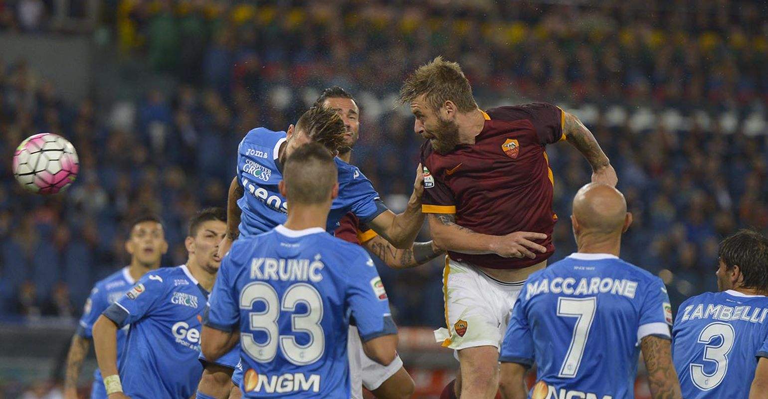 开云体育中国-关于切沃近期状态低迷，备战新赛季需调整战术的信息