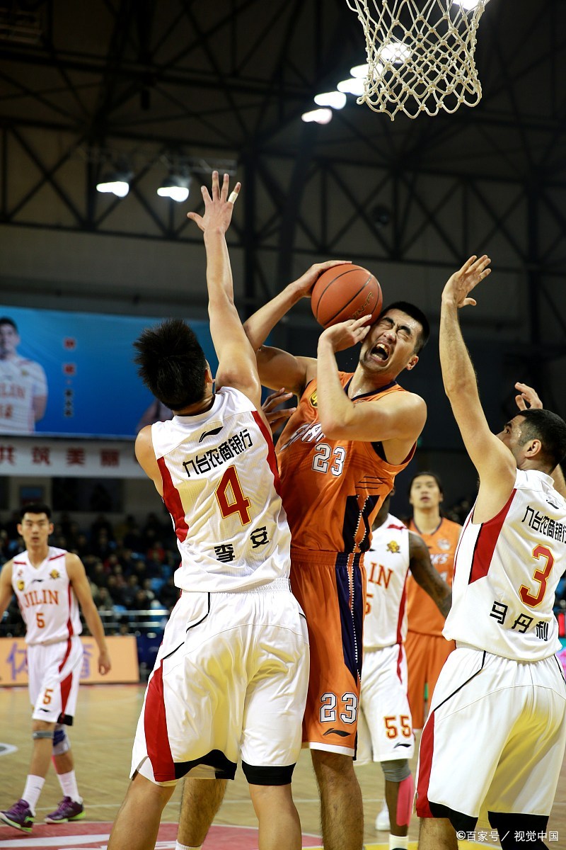 关于吉林队在比赛中展现了优秀的篮球智慧和技术的信息