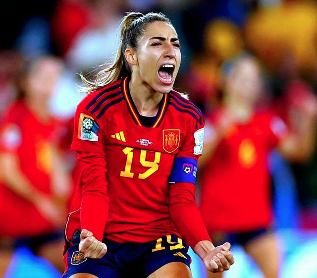 西班牙女足神奇逆袭,晋级决赛 西班牙女足神奇逆袭,晋级决赛
