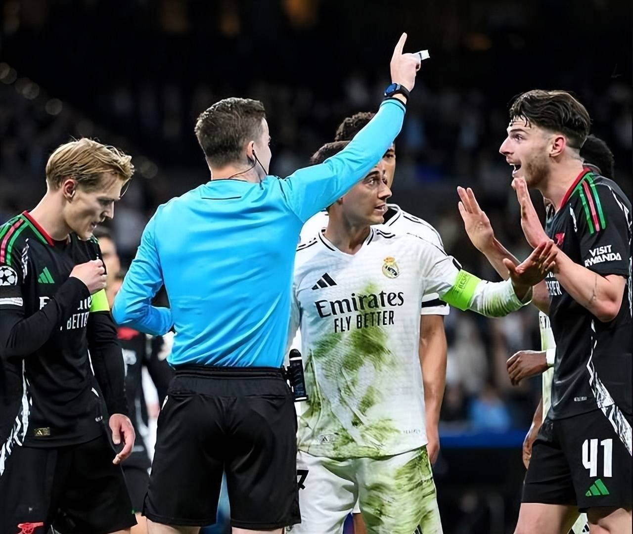 开云体育官网-包含皇马客场战平意甲冠军，晋级欧冠淘汰赛的词条