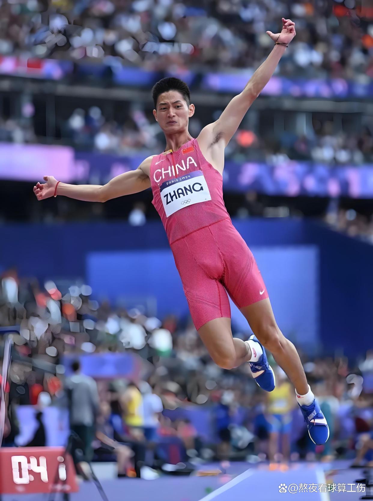 开云体育在线-田径项目顶尖选手厮杀，角逐金牌无惧困难的简单介绍