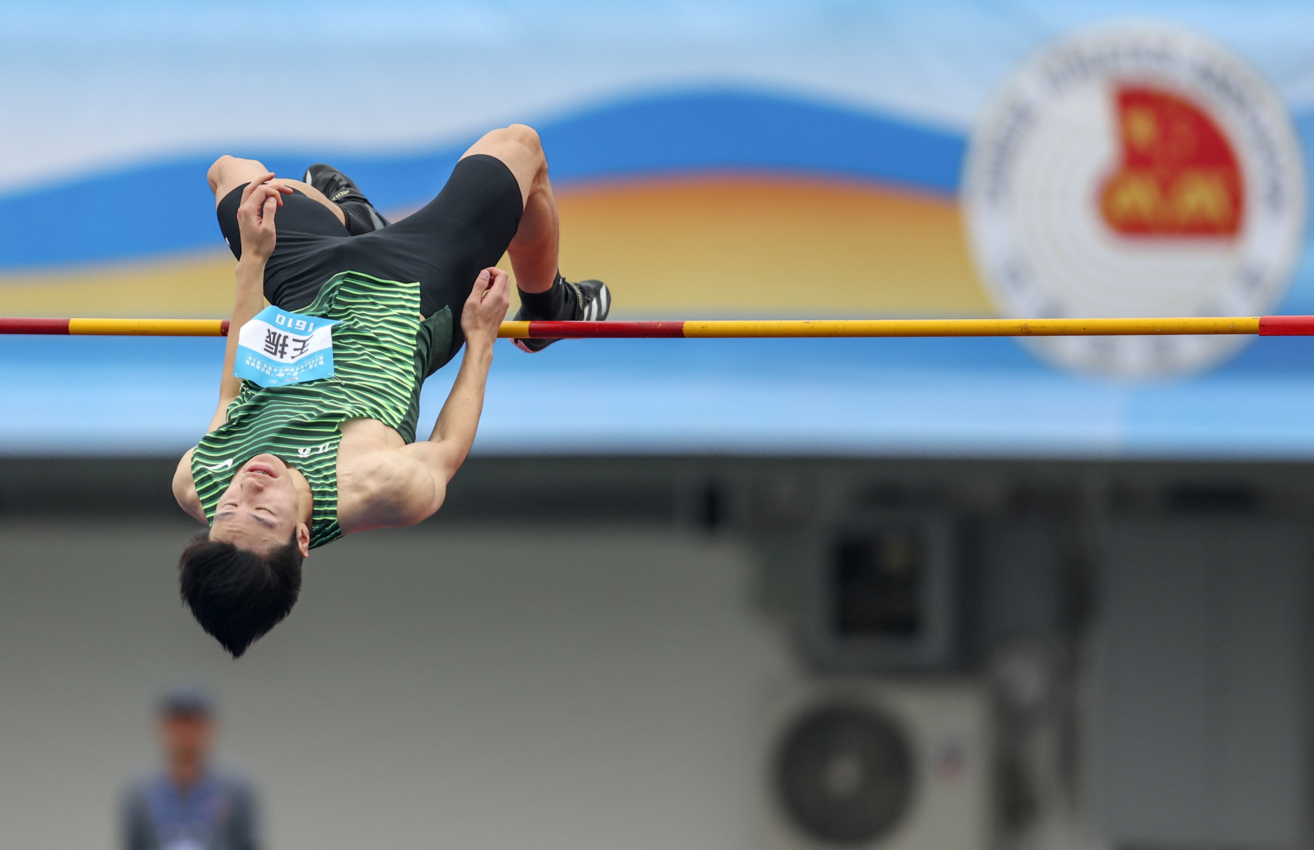 田径项目顶尖选手厮杀,角逐金牌无惧困难的简单介绍 田径项目顶尖选手厮杀,角逐金牌无惧困难的简单介绍