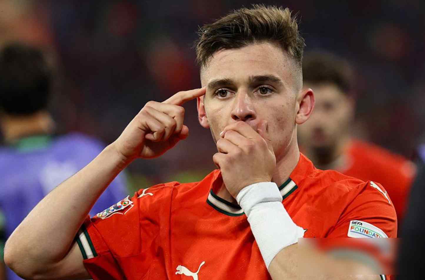 开云APP-德国队在比赛中取得悬念胜利