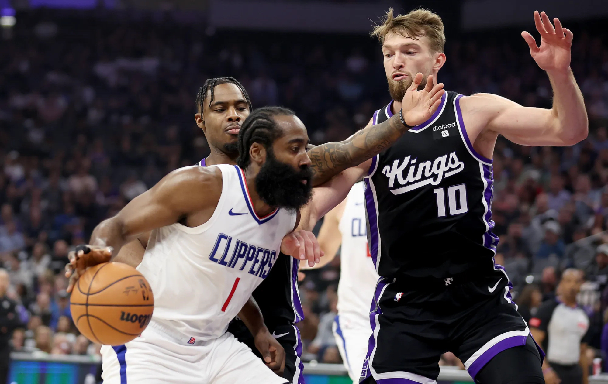 匈牙利队遭遇挑战,全力追赶晋级机会 匈牙利队遭遇挑战,全力追赶晋级机会