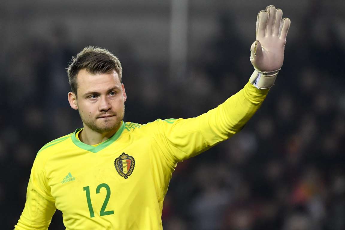 包含欧洲足球精英云集,四队将在半决赛中决一胜负的词条 包含欧洲足球精英云集,四队将在半决赛中决一胜负的词条