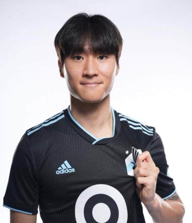 开云体育入口-韩国女足联赛，新晋球员崭露头角