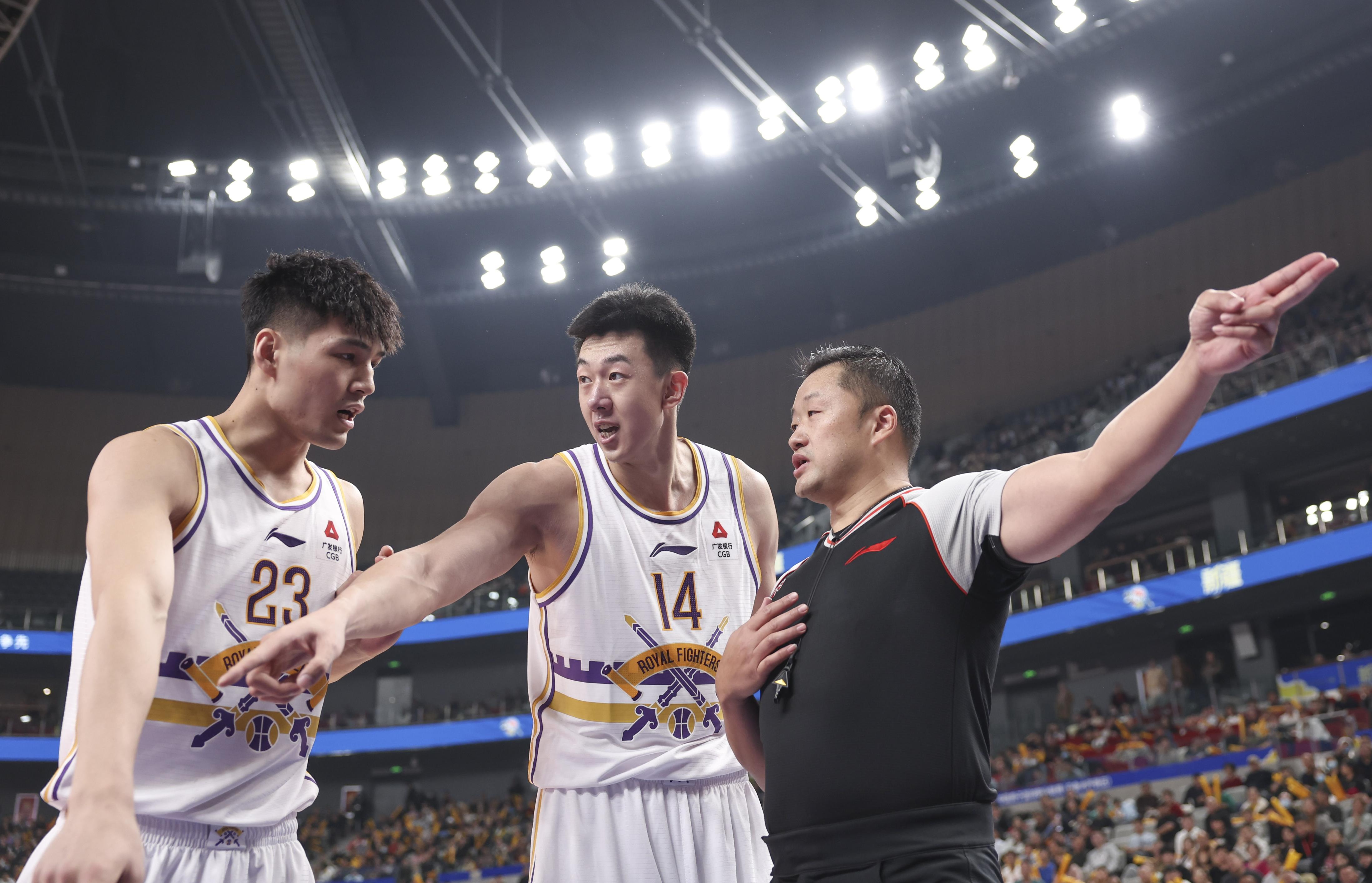 开云体育app-辽宁队客场大胜北控队,连续两战胜出