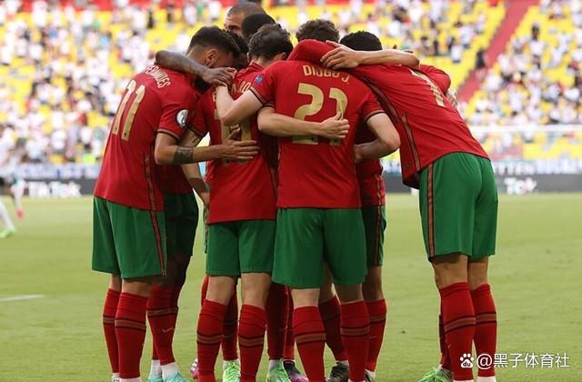 丹麦队在欧预赛中实力碾压对手,成功夺冠 丹麦队在欧预赛中实力碾压对手,成功夺冠