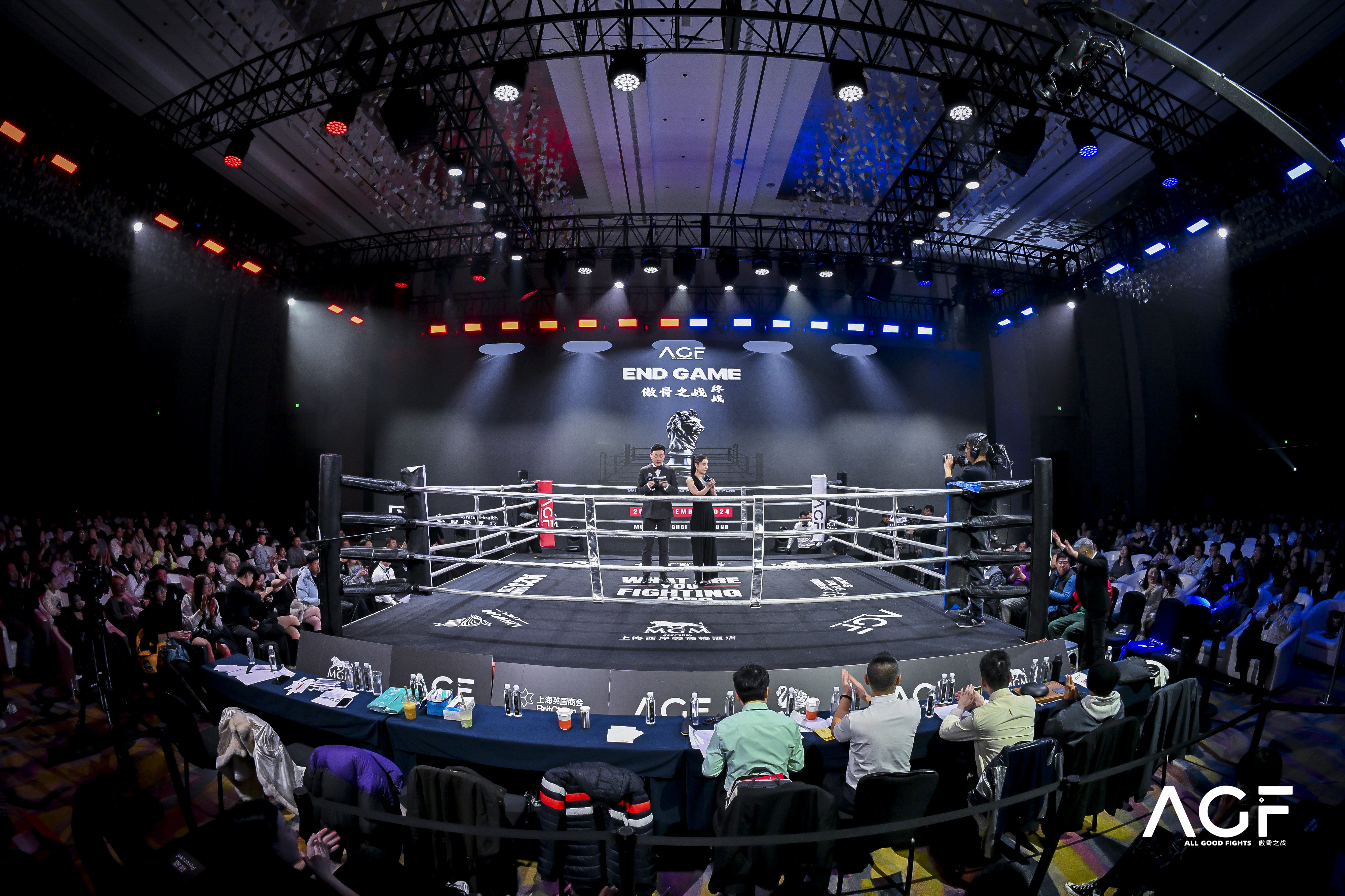 开云体育app-关于拳击决赛震撼开打,巅峰对决引爆全场的信息