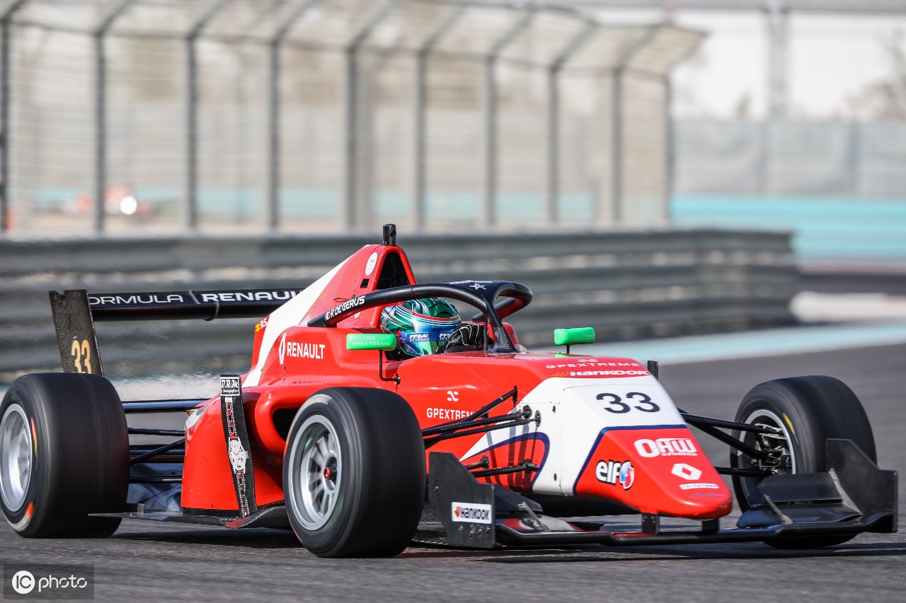 开云体育官方网站-红牛二队逆转雷诺车队，阿隆索带队取胜