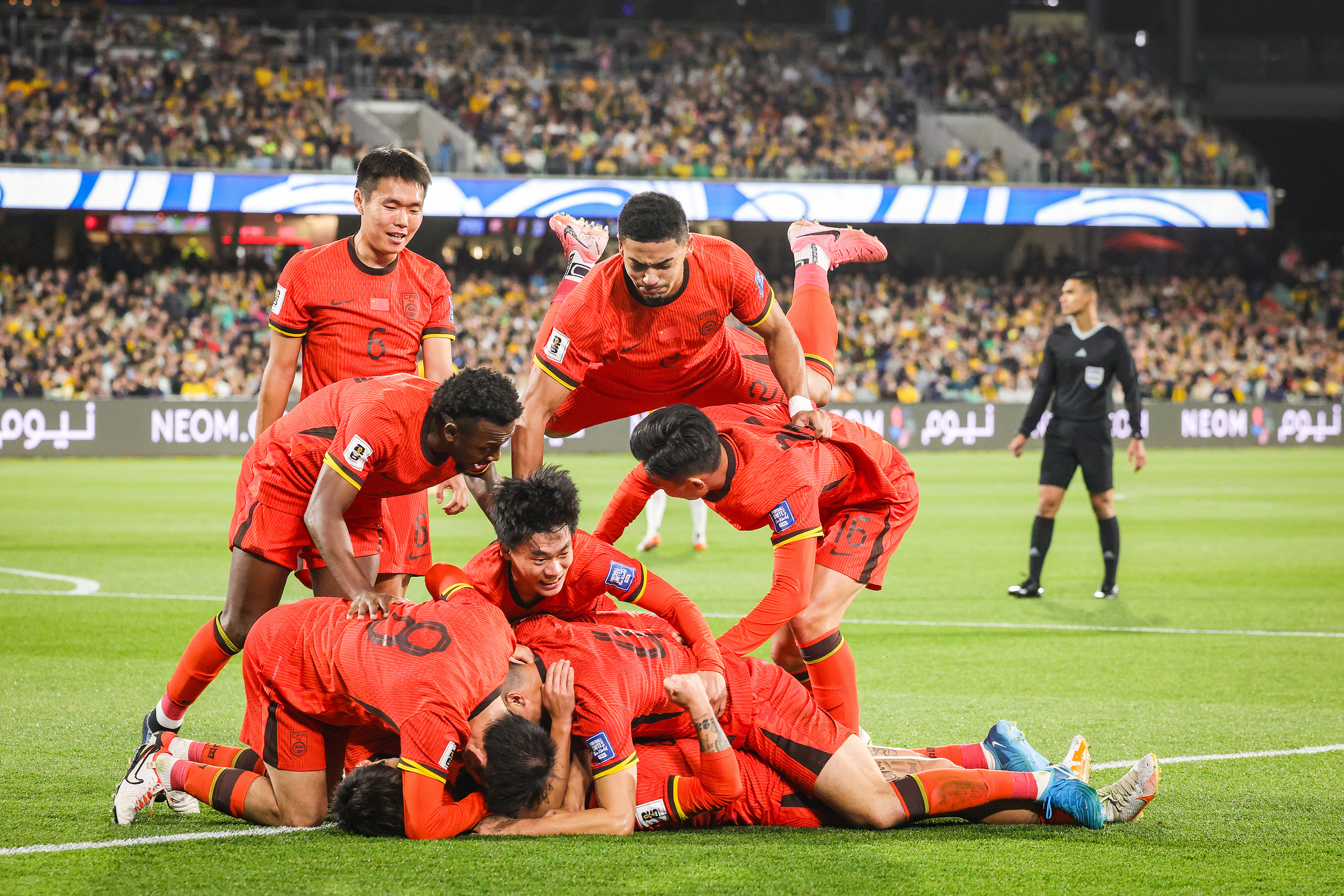 德国队鏖战韩国队，李梓嘉带队取胜